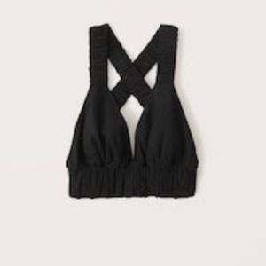 Abercrombie linen
Cropped Scrunchie Strap Top